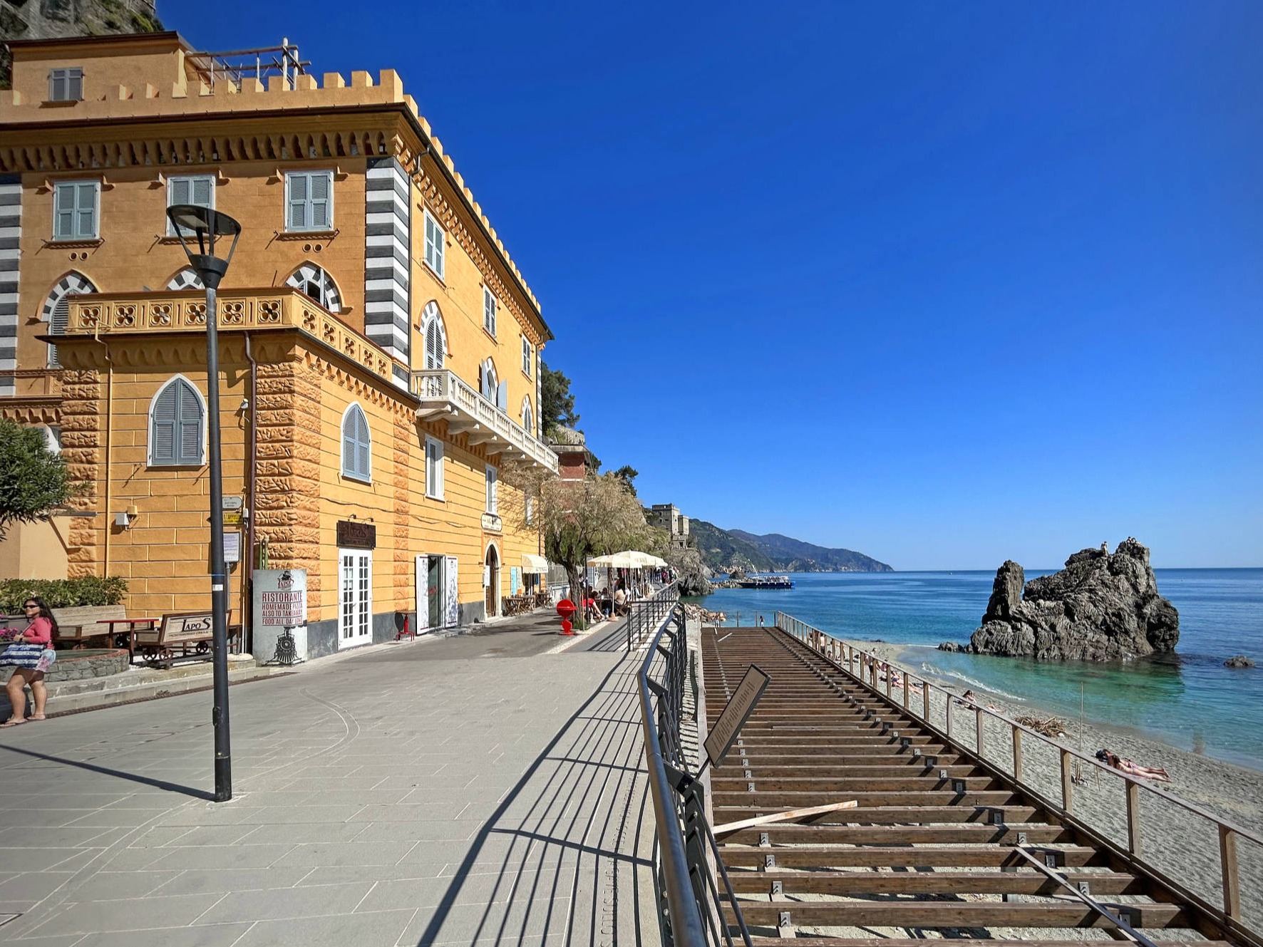 AGAVI HOTEL - Monterosso